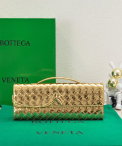 Alternative view of Bottega Veneta Andiamo Clutch(HIGH-END GRADE)