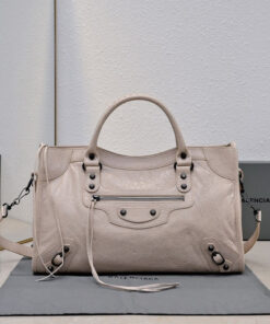 Alternative view of Balenciaga Women??s Le City Bag Medium(HIGH-END GRADE)
