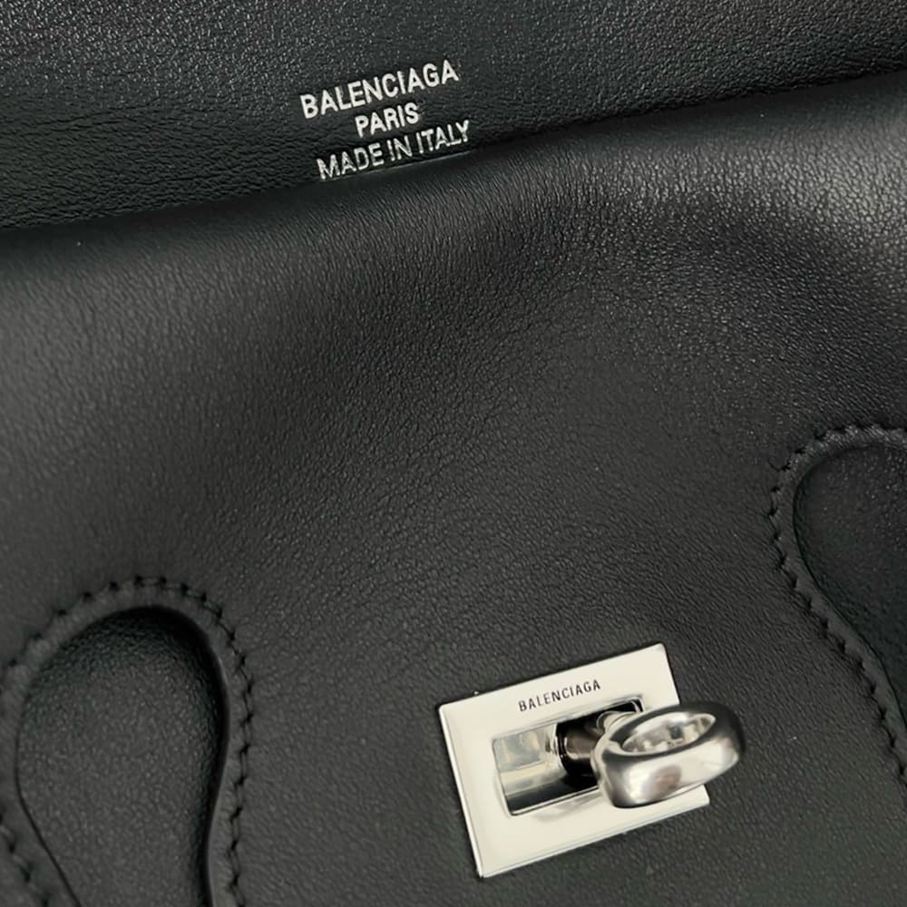 Balenciaga Women??s Bel Air Clutch On Strap Small(HIGH-END GRADE) - Image 6