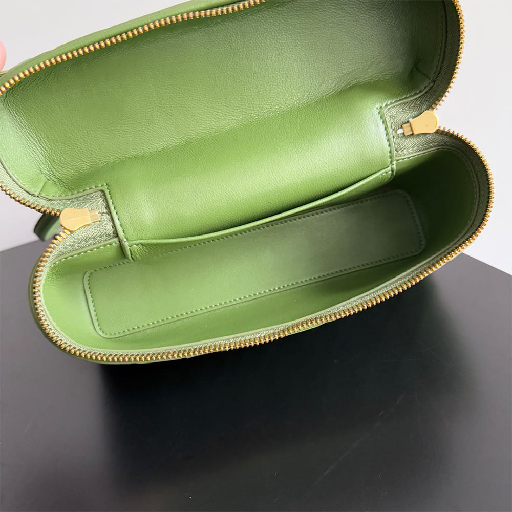 Bottega Veneta Bang Bang Vanity Case(high-end grade) - Image 8