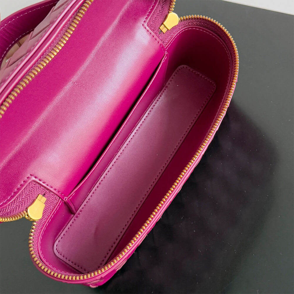 Bottega Veneta Bang Bang Vanity Case(high-end grade) - Image 8